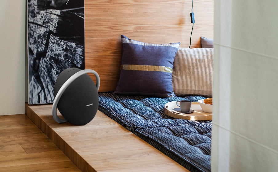 Harman Kardon Onyx Studio 8 | Caixa de som estéreo portátil com