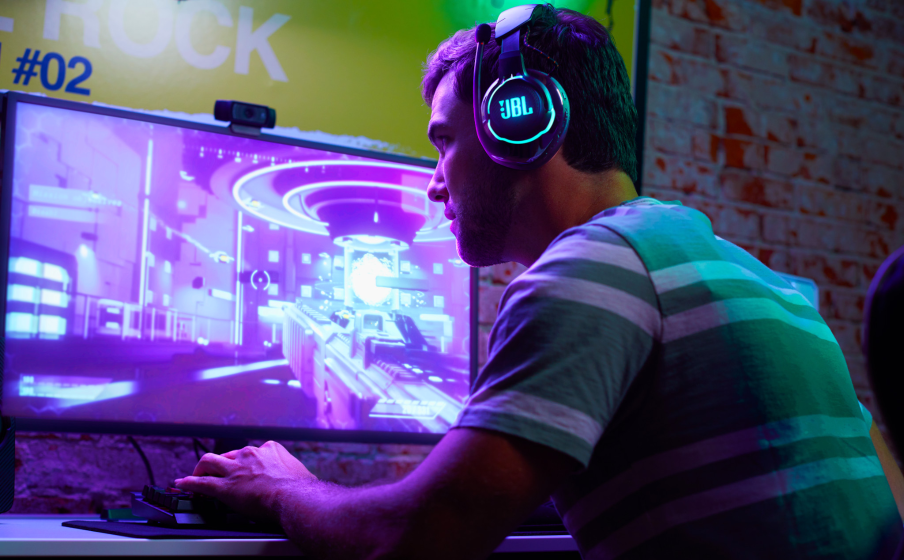 JBL Quantum 800 Precis&atilde;o de &aacute;udio, projetada para jogadores - Image