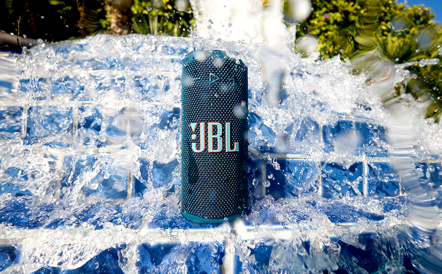 JBL Grip | Caixa de som Bluetooth compacto com o potente JBL Pro