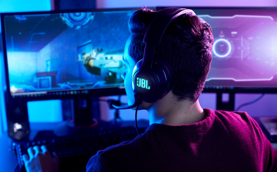 JBL Quantum 400 Viva o jogo com o JBL QuantumSURROUND&trade; e DTS - Image