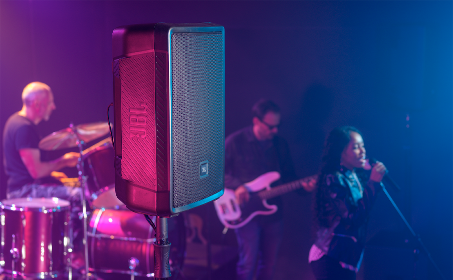 JBL IRX108BT | Caixa de som ativa portátil 8” e Bluetooth®