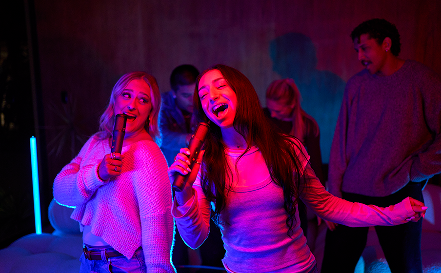 JBL EasySing Mics Conex&atilde;o perfeita, conecte e cante - Image