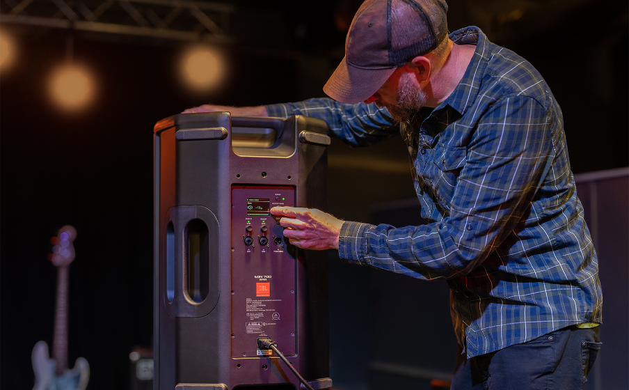 JBL EON710 | Caixa amplificada PA de 10