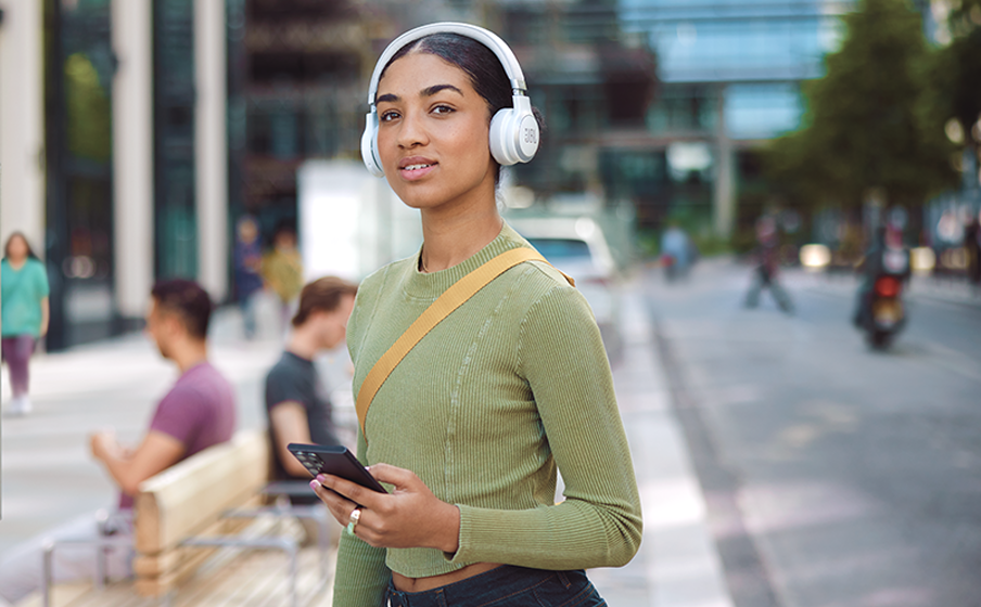 JBL Live 670NC Cancelamento de ru&iacute;do adaptativo&nbsp;com Smart Ambient - Image